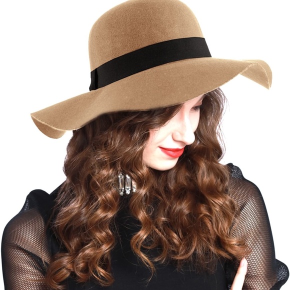 Angela & Williams Floppy Hat - Picture 4 of 5